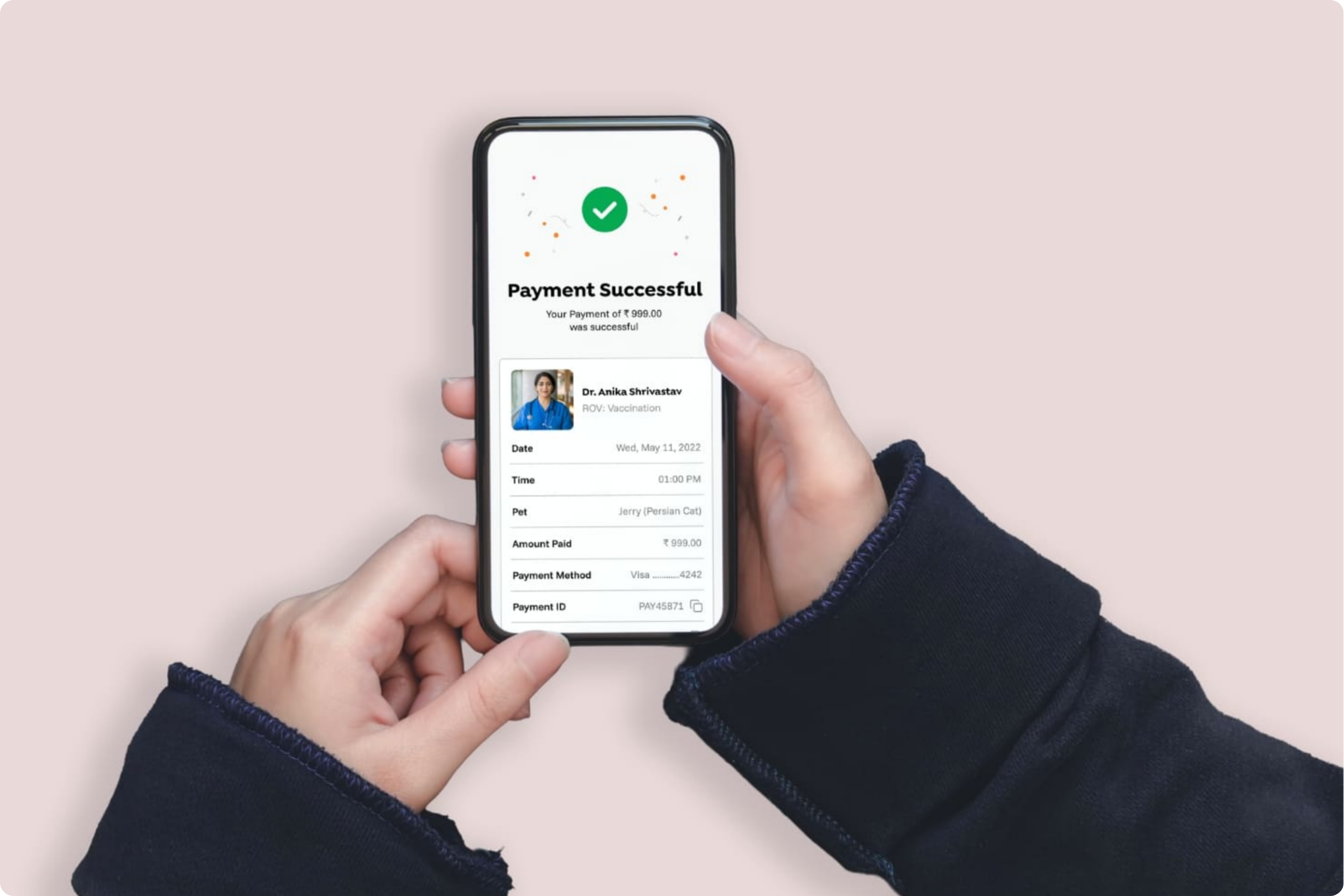 Smartphone screen showing payment confirmation for a pet booking.